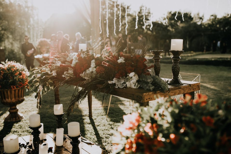 Jak zorganizować wesele we własnym ogrodzie?